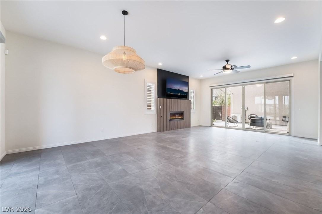 6348 Skystone St - Photo 5 of 30