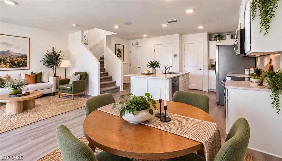 7413 Jesse Falls Ct - Photo 2 of 20