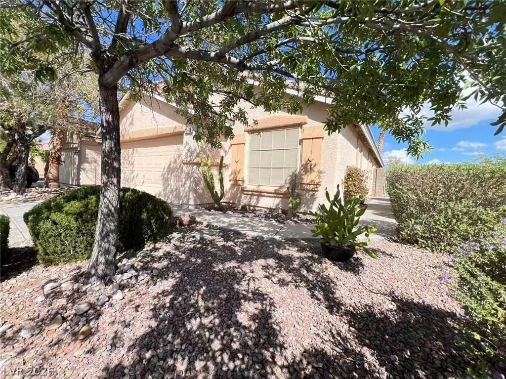 10996 Crispinio St - Photo 2 of 23