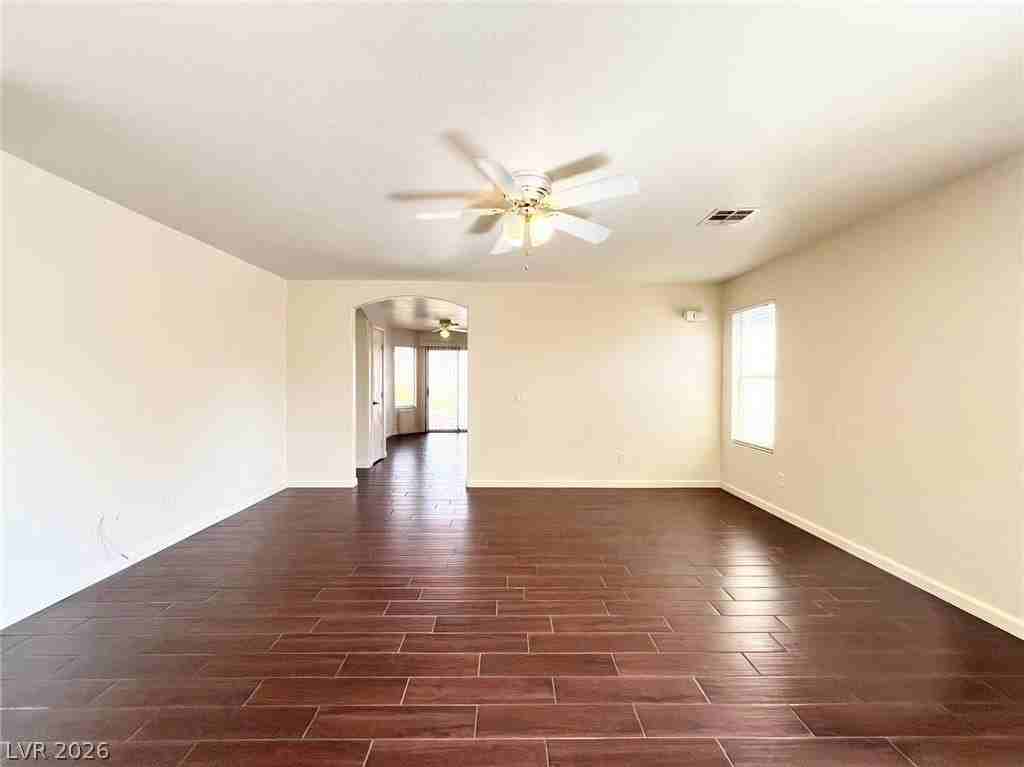 10996 Crispinio St - Photo 3 of 23