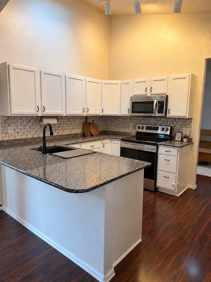 1150 Samuel Pt - Photo 4 of 11