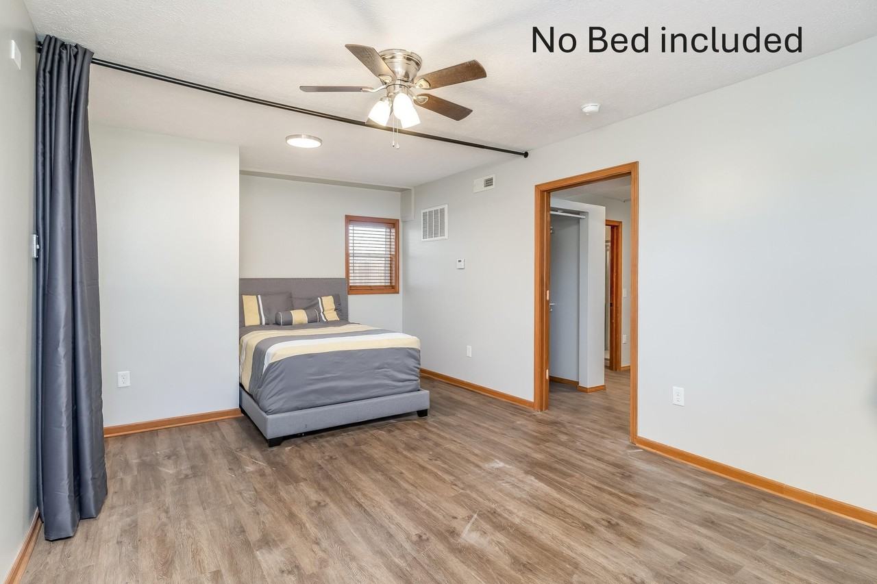 433 W Grand St #B - Photo 6 of 16