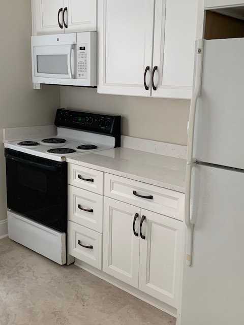 319 S Birchwood Ave #2 - Photo 7 of 11