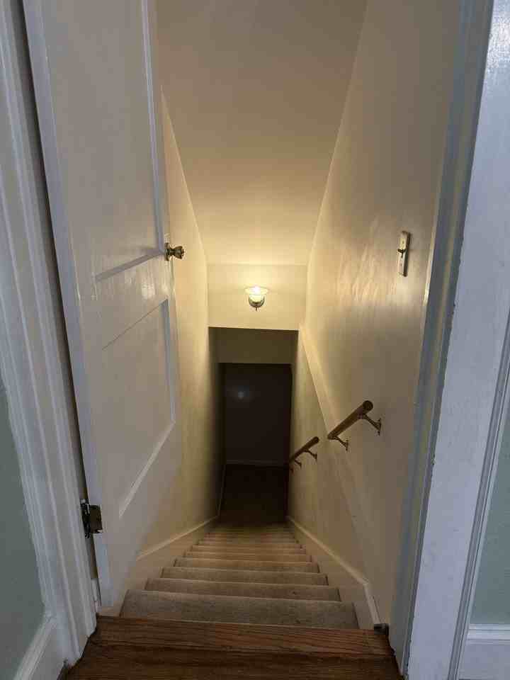 215 N Garden St - Photo 5 of 14