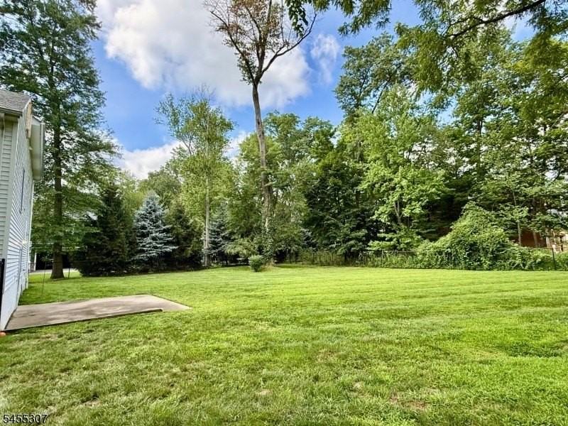 31 Hillside Ave - Photo 5 of 36