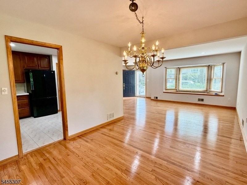 31 Hillside Ave - Photo 7 of 36