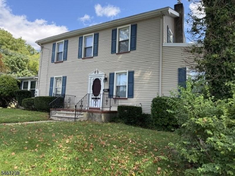 112 Mill St - Photo 2 of 18