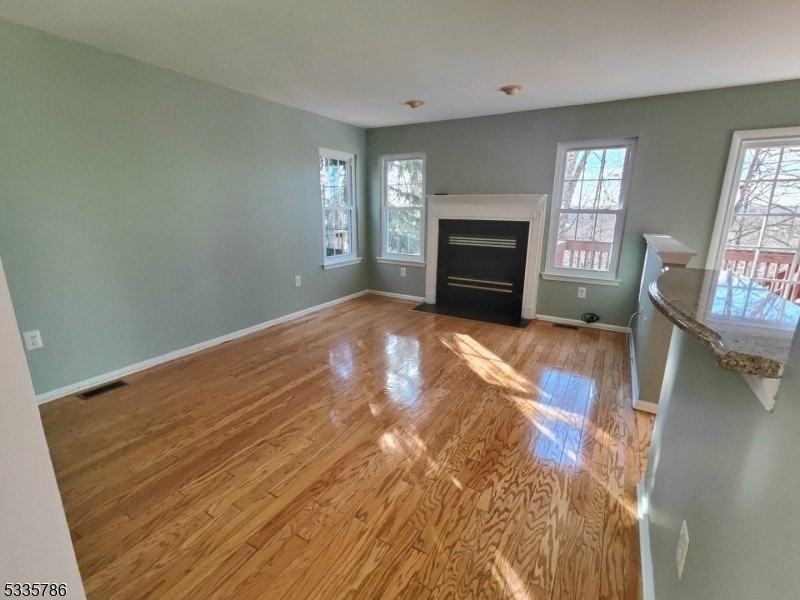 219 Warbler Dr - Photo 6 of 30