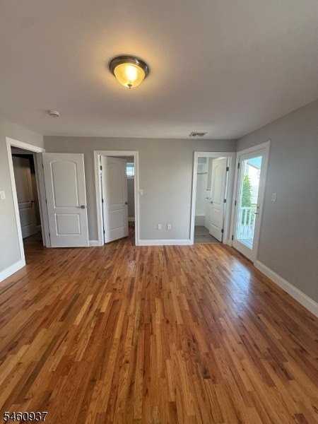 111 E 22nd St #201 - Photo 5 of 19