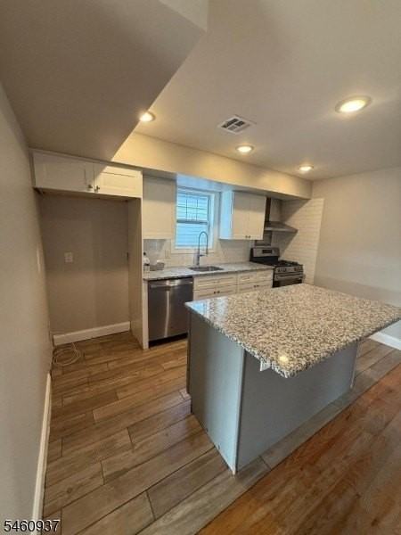 111 E 22nd St #201 - Photo 6 of 19