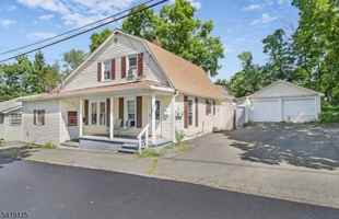 featured image of 11 Mabie St #B