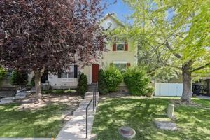 featured image of 1199 W Dun Robin Ct