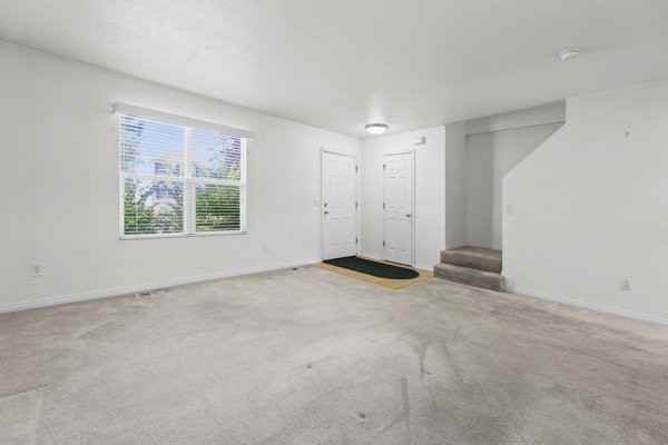 1199 W Dun Robin Ct - Photo 3 of 18