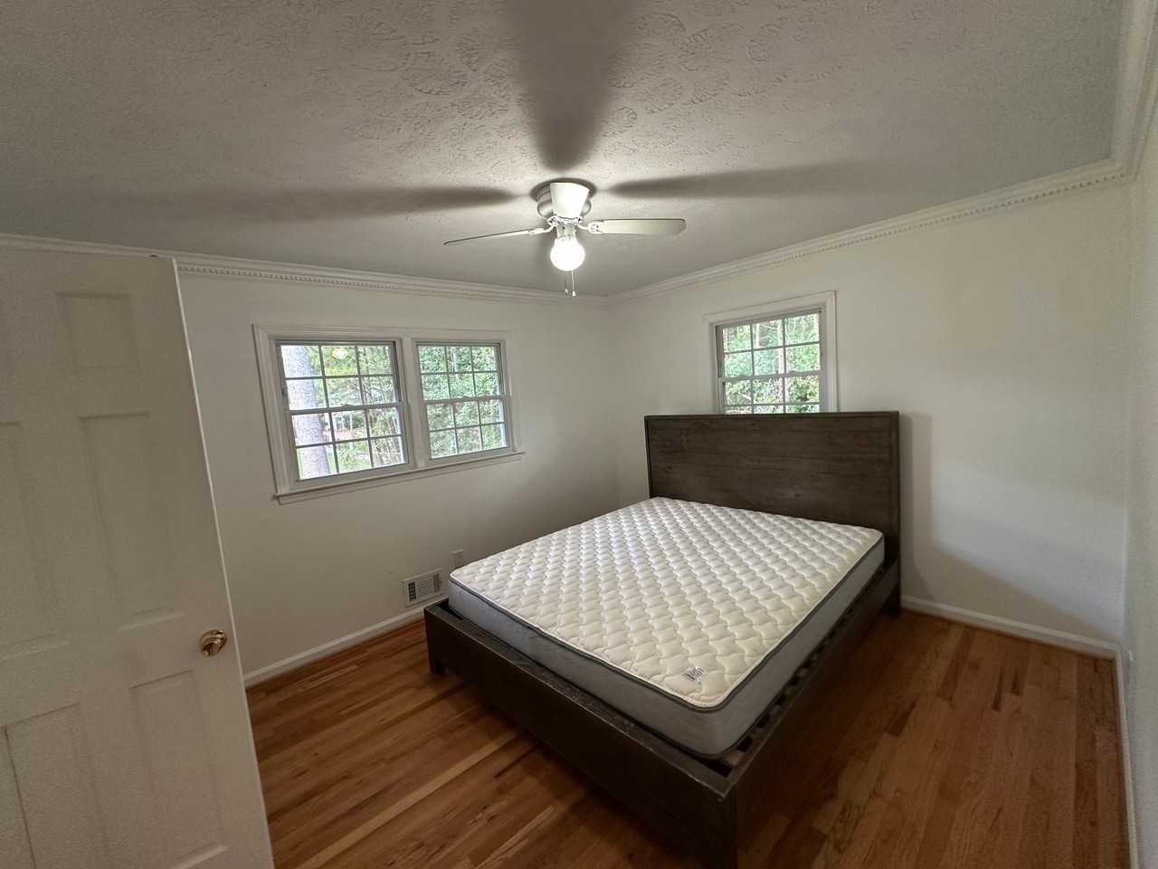 549 Joann Ave - Photo 7 of 16