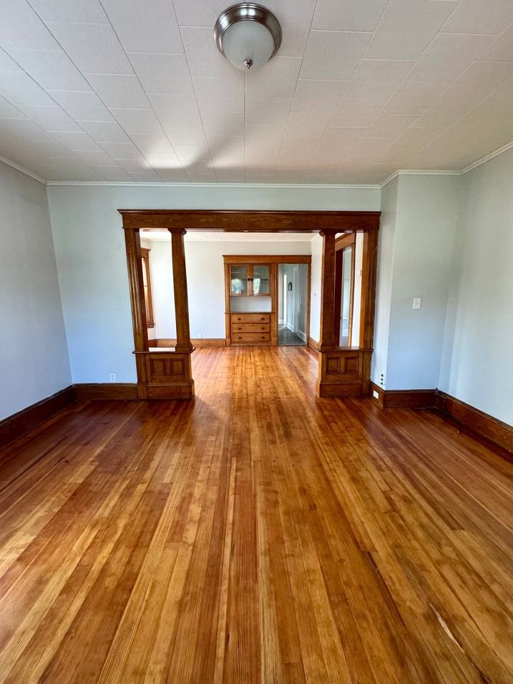 20 Beckwith Ave #2 - Photo 3 of 20