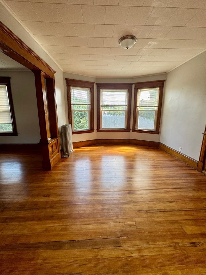 20 Beckwith Ave #2 - Photo 5 of 20
