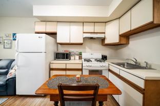 606 Jefferson St #3R - Photo 1 of 1