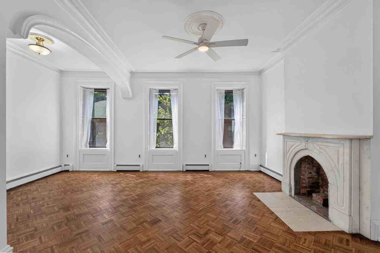 98 Mercer St #2 - Photo 3 of 30