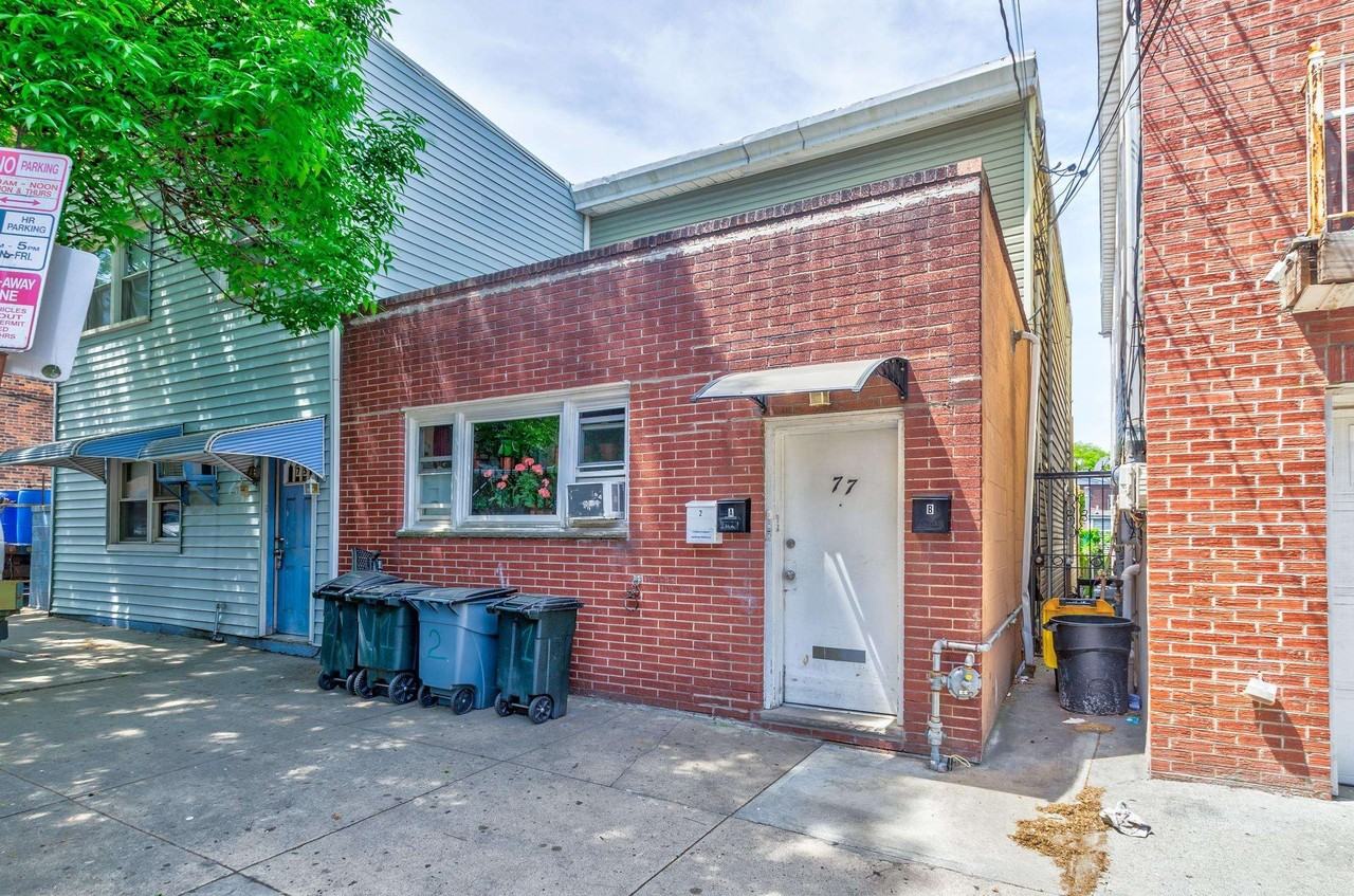 77 Wallis Ave #2 - Photo 6 of 6