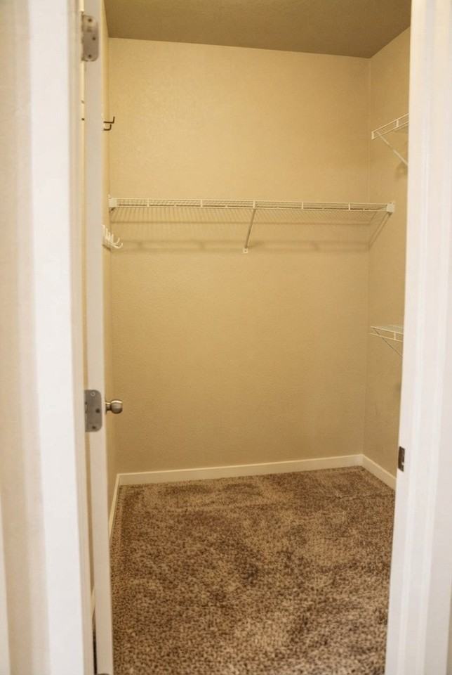 7661 Kiana Dr - Photo 5 of 17
