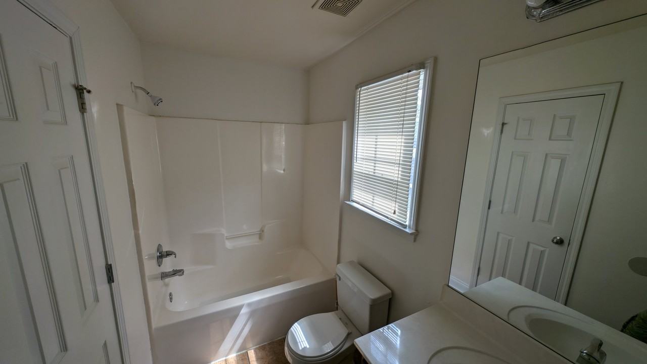 157 Dennis Dr - Photo 5 of 13