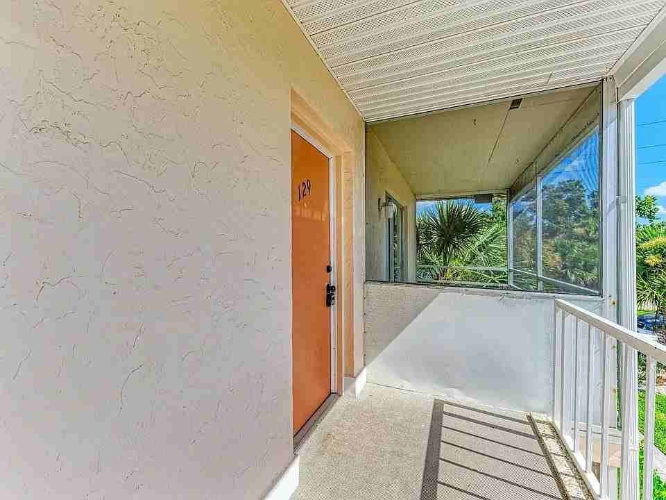 406 Base Ave E #129 - Photo 4 of 20