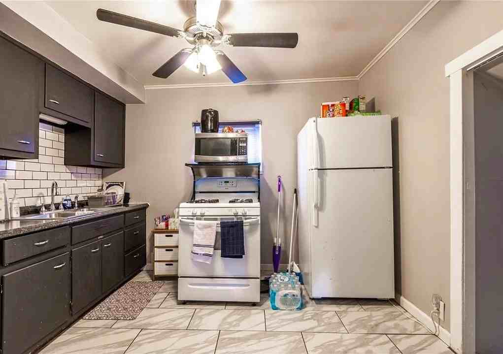 5827 Lauder St Rear - Photo 2 of 4