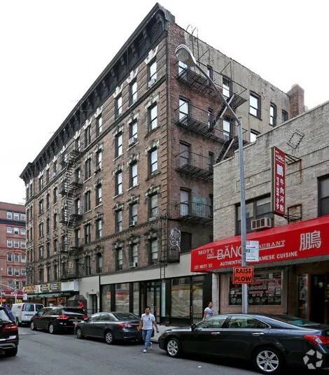151 Mott St #7