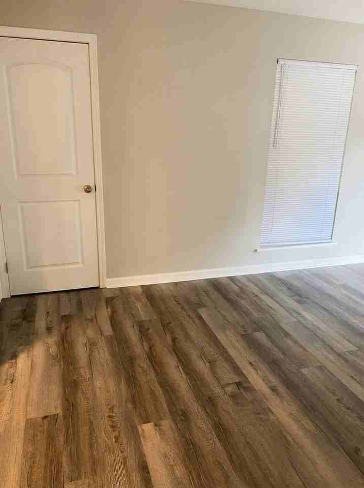 1085 Merrimar Cir N #B - Photo 3 of 22