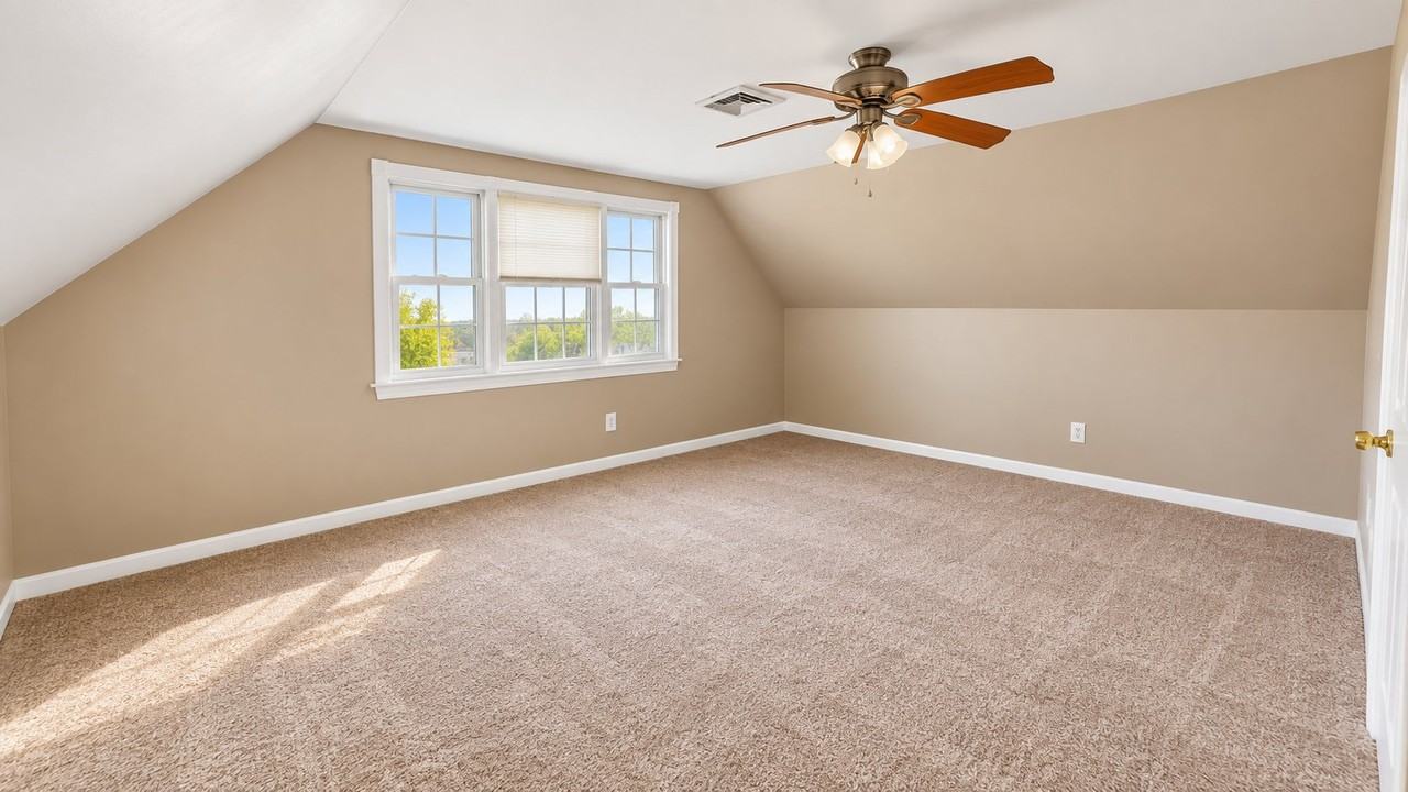 10 Brierdale Ln - Photo 6 of 9