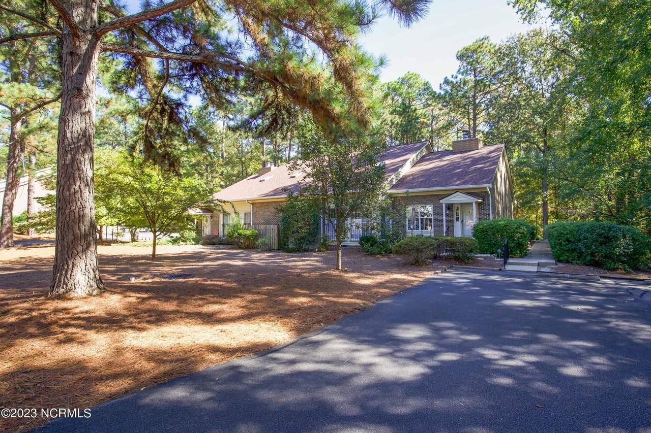 9265 Us Highway 15 501 #7D