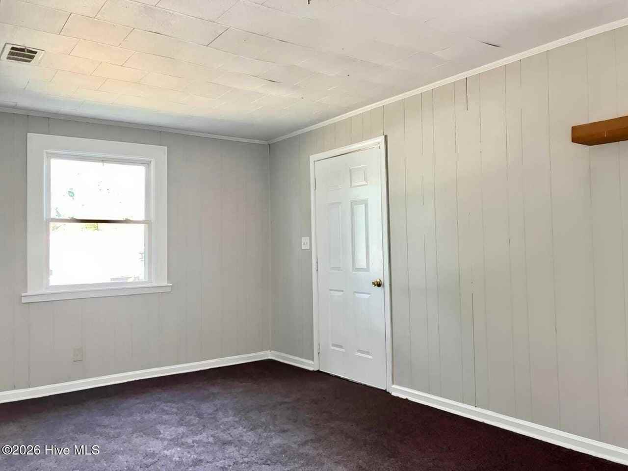 2430 Yates Dr - Photo 6 of 10