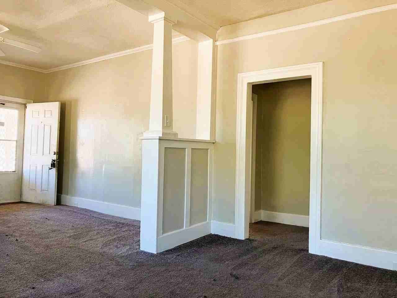 1032 12th Ave - Photo 2 of 11
