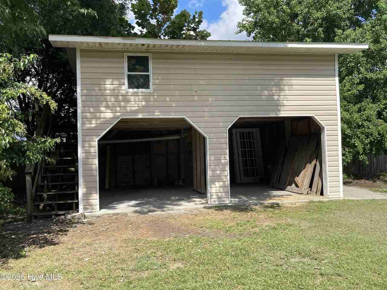 104 Timber Ln - Photo 4 of 14