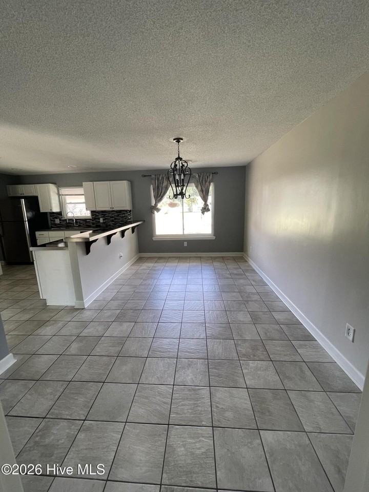104 Timber Ln - Photo 6 of 14