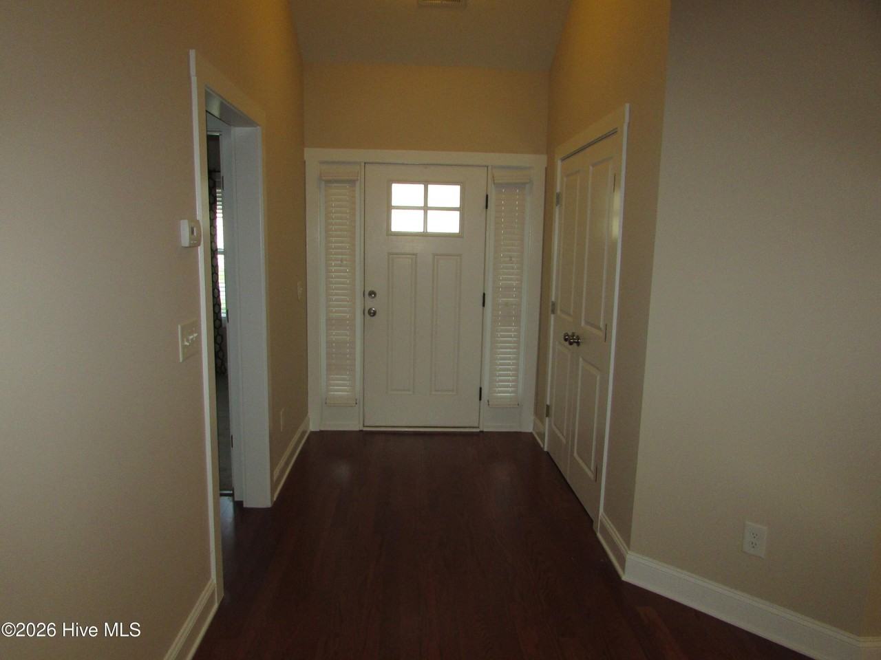 1519 Round Ridge Rd Se - Photo 3 of 33