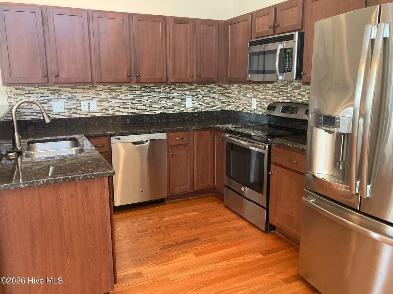 1519 Round Ridge Rd Se - Photo 6 of 33