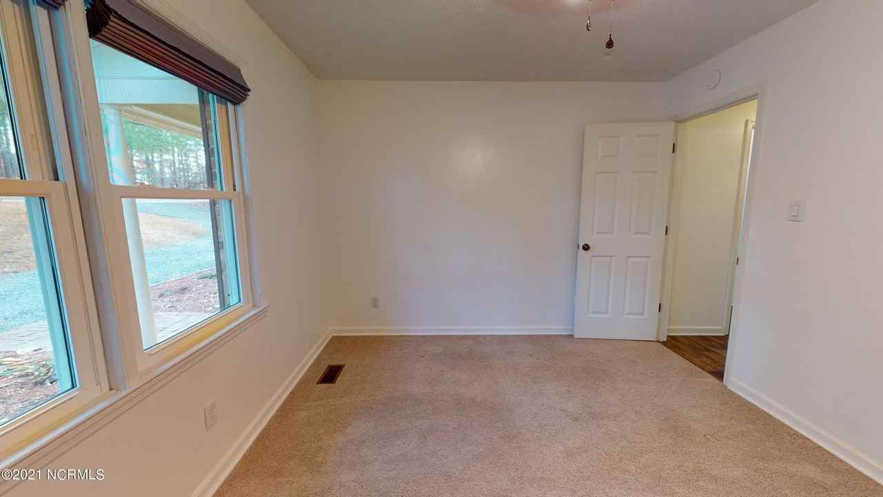 1 Butte Ct - Photo 7 of 17