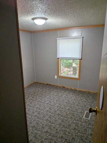 4728 Rosemarie St - Photo 6 of 12
