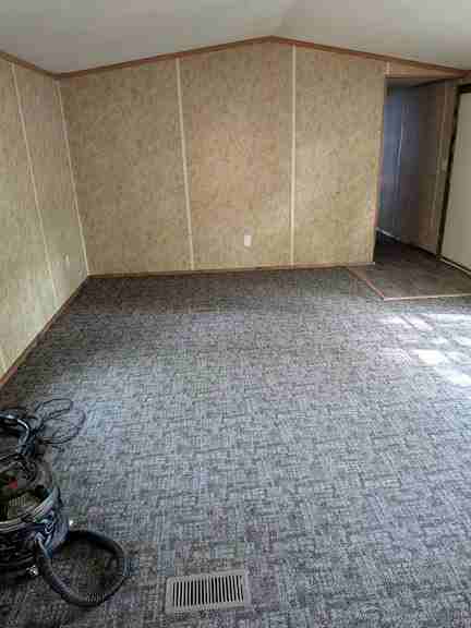 4728 Rosemarie St - Photo 7 of 12