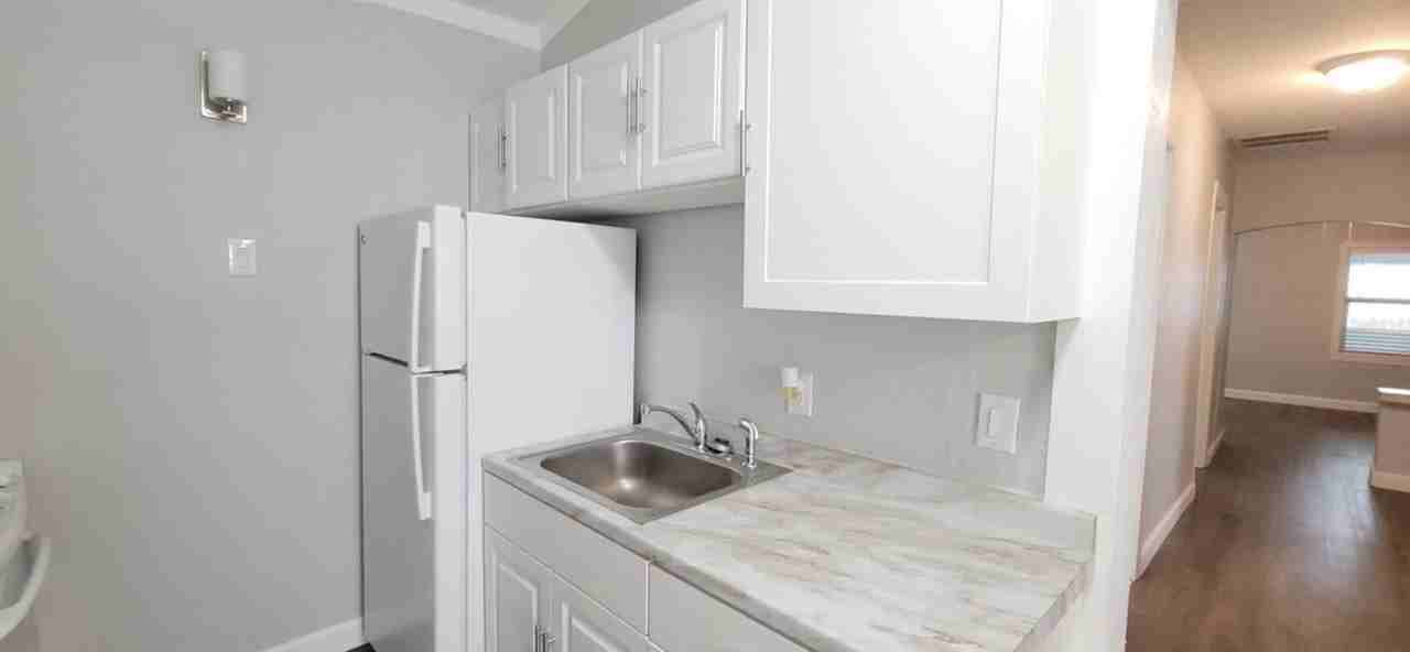 2516 10th Ave S - Photo 5 of 16