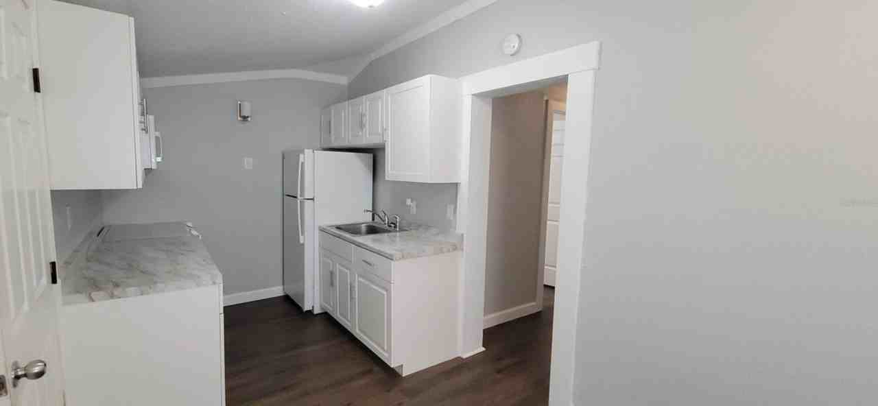 2516 10th Ave S - Photo 6 of 16