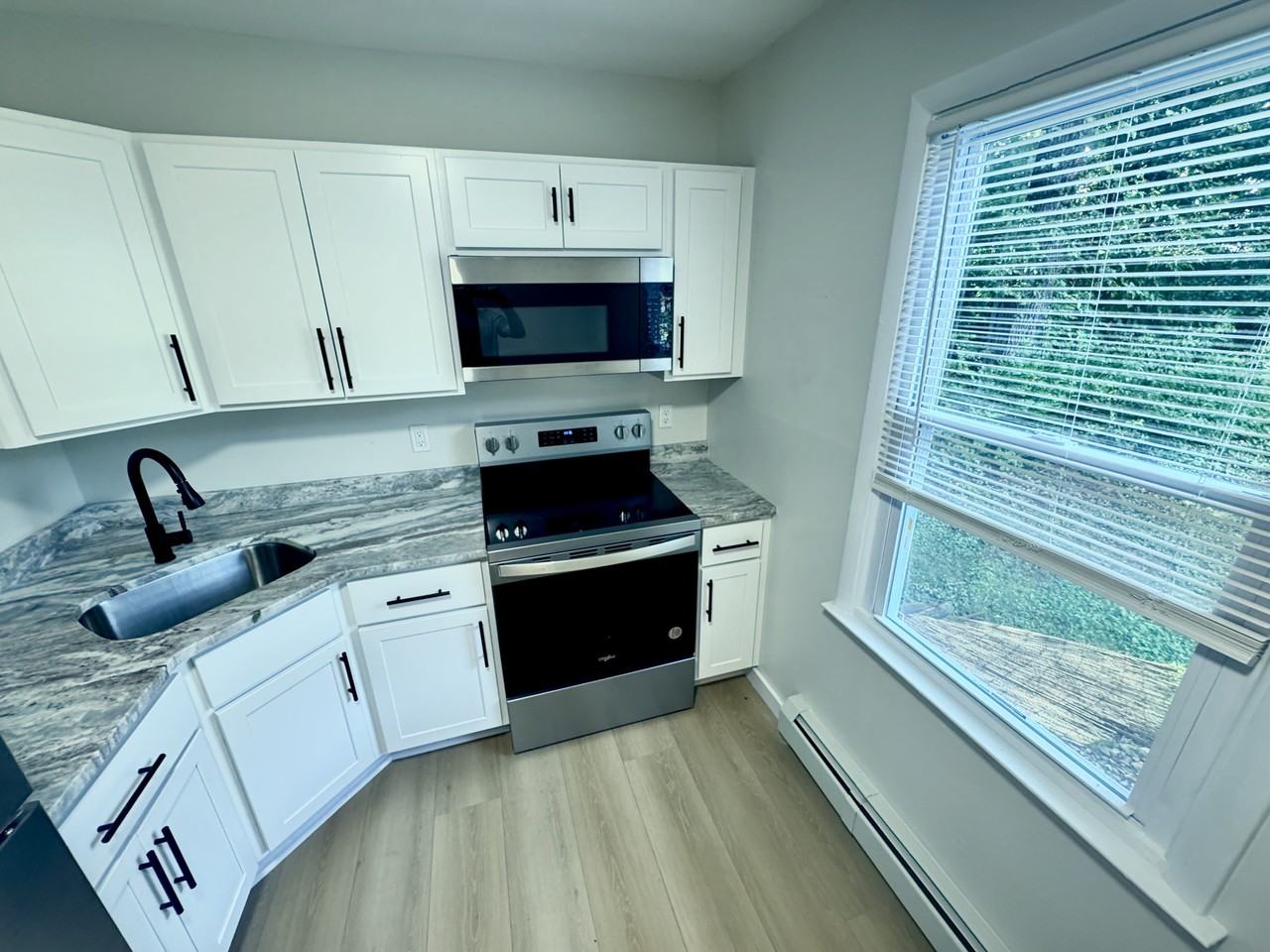 98 East Market Street - Photo 2 of 50