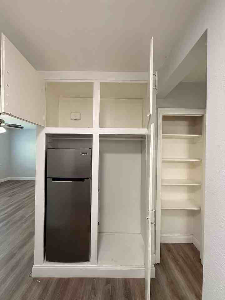 316 30th Ave N #B - Photo 4 of 5