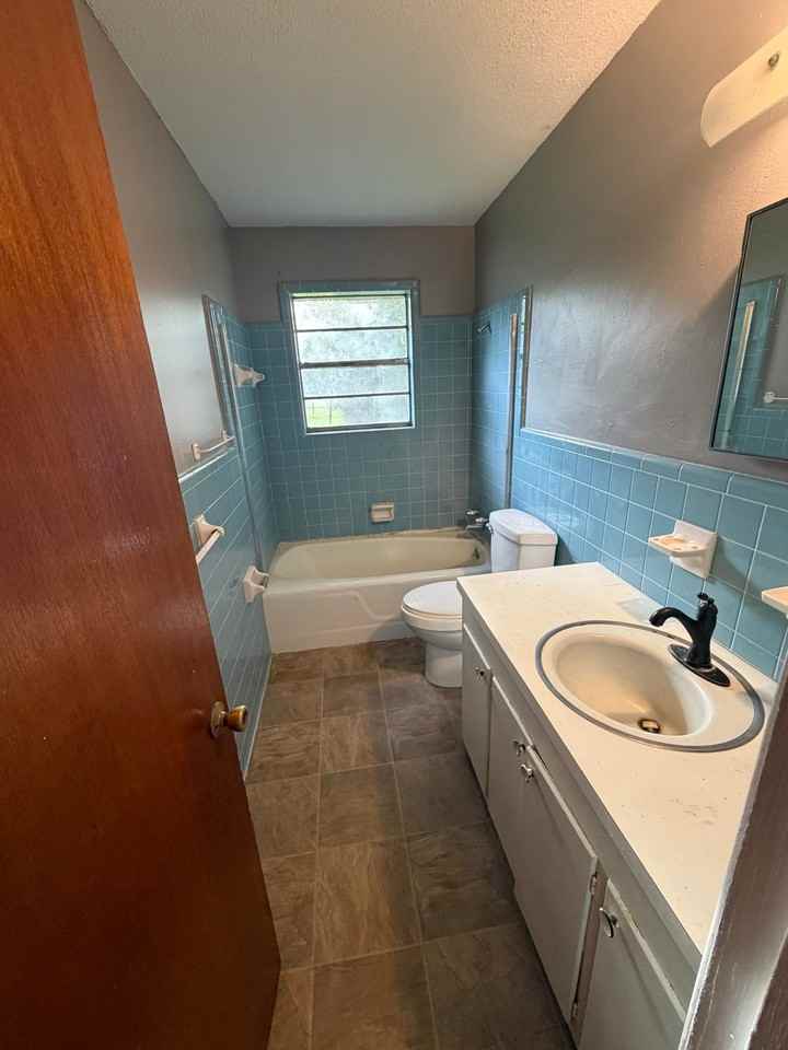 2205 Pearson Ave - Photo 4 of 8