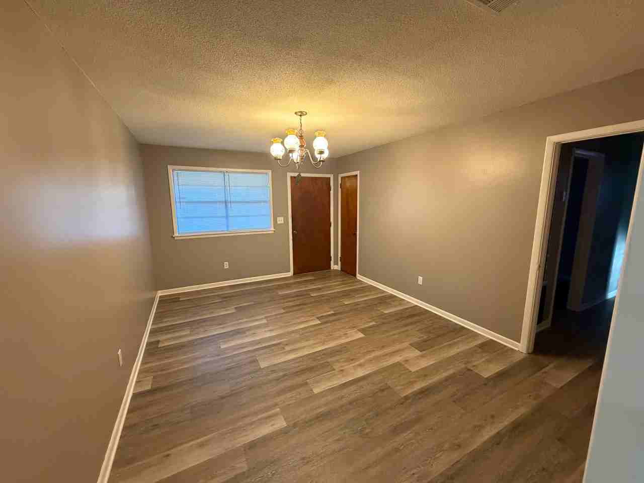2205 Pearson Ave - Photo 6 of 8