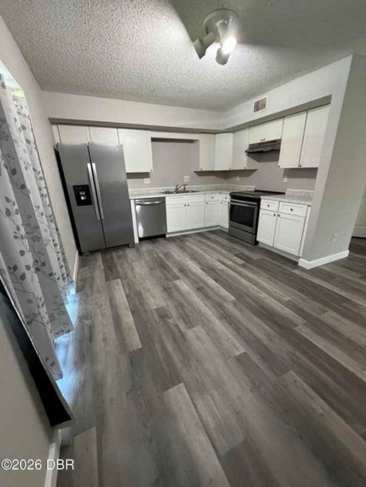 2028 Oak Meadow Cir - Photo 4 of 12