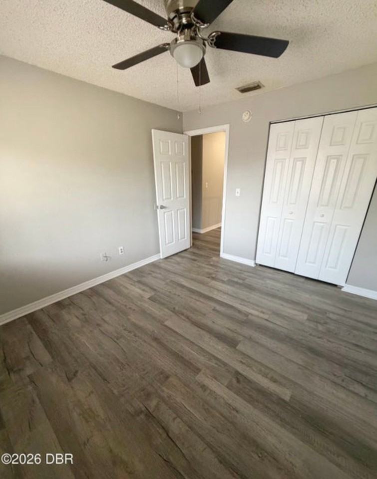 2028 Oak Meadow Cir - Photo 7 of 12