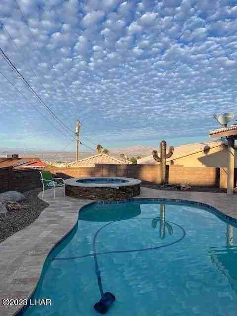 3592 Desert Garden Dr - Photo 2 of 32