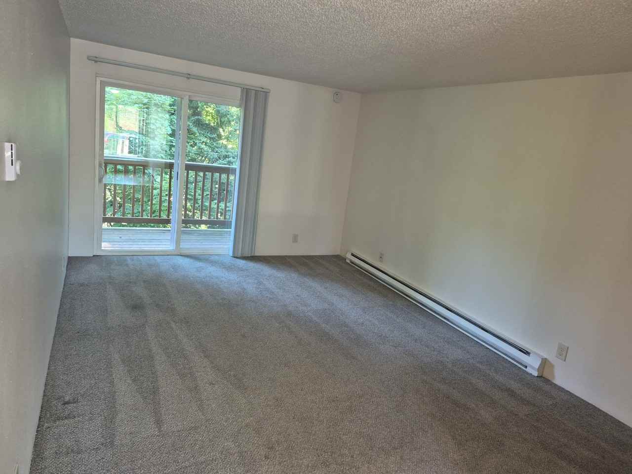 Kelly Green Apts - Photo 3 of 34